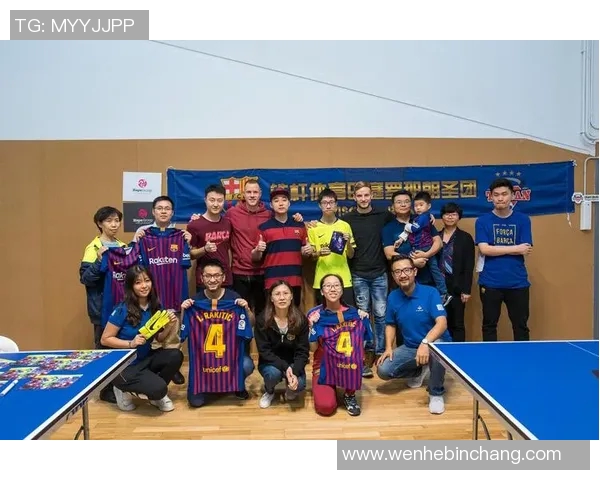 巴西足球明星罗纳迪诺的传奇人生与足球艺术之旅